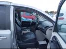 Chrysler Town & Country Touring Image 3