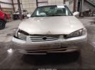 Toyota Camry Le Image 18