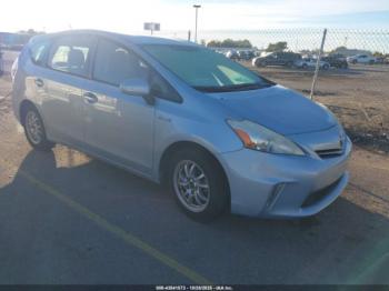  Salvage Toyota Prius v