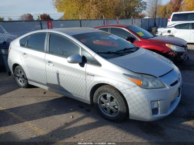  Salvage Toyota Prius