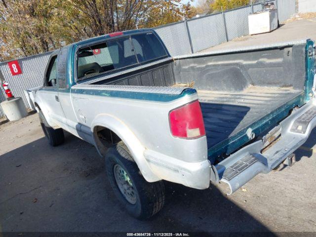 GMC Sonoma Sls Wideside Image 11