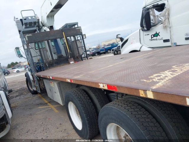 Sterling Truck Lt 9500 Image 2