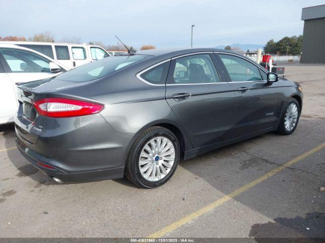 Ford Fusion Se Image 3