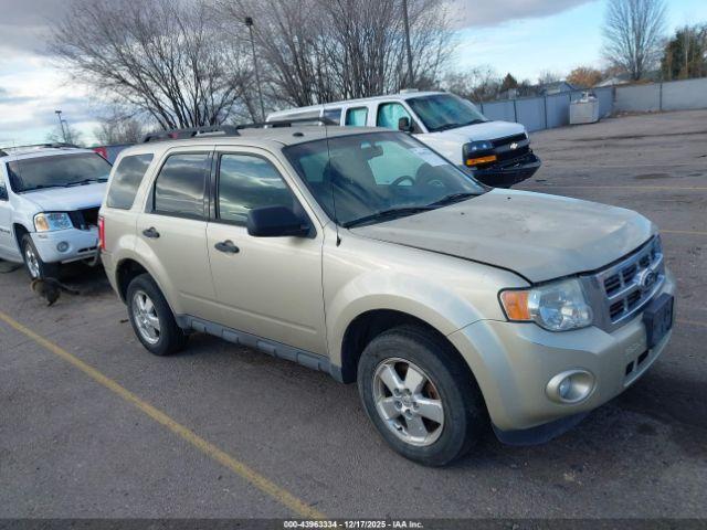  Salvage Ford Escape