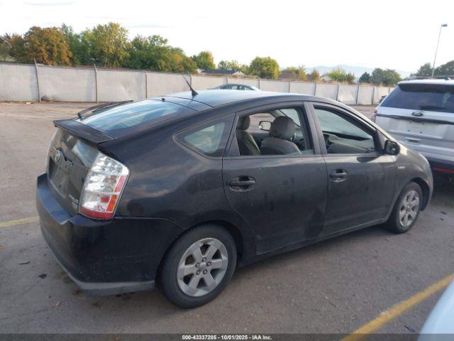 Toyota Prius Image 11