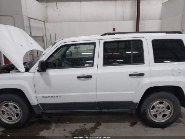 Jeep Patriot Sport Image 10