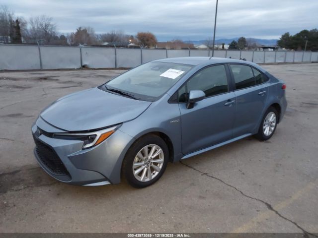 Toyota Corolla Hybrid Le Image 4