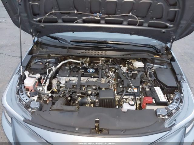 Toyota Corolla Hybrid Le Image 9