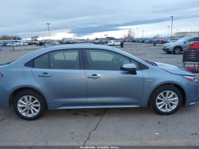 Toyota Corolla Hybrid Le Image 13