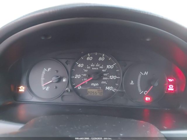 Mazda Protege Image 11