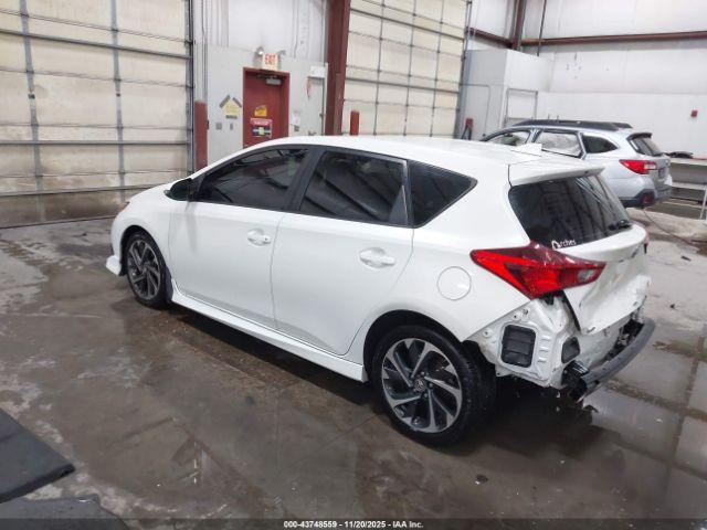 Toyota Corolla Image 16