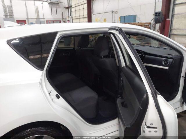 Toyota Corolla Image 14