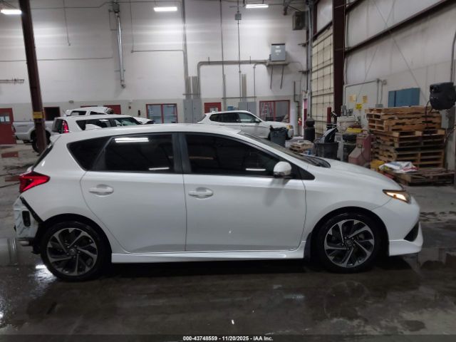 Toyota Corolla Image 9