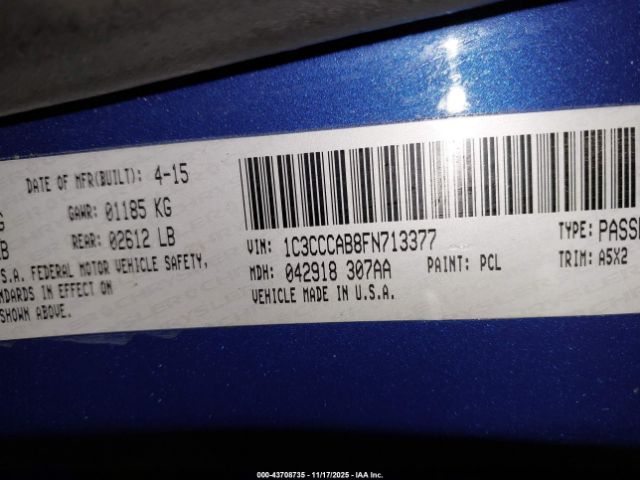 Chrysler 200 Limited Image 9