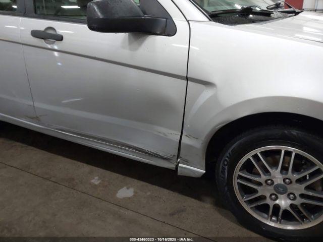 Ford Focus Se Image 6