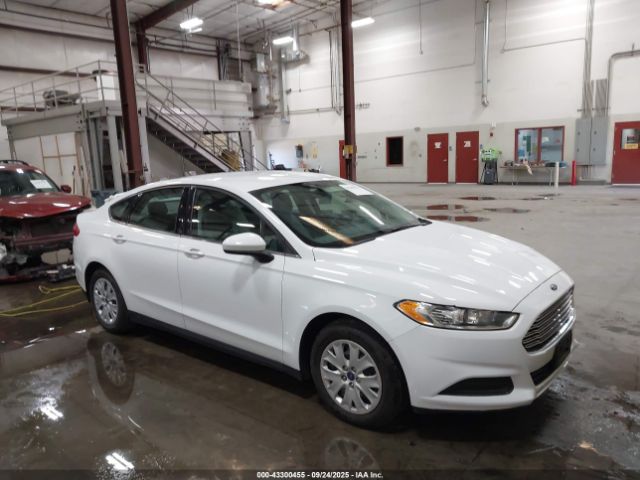 Ford Fusion S Image 1