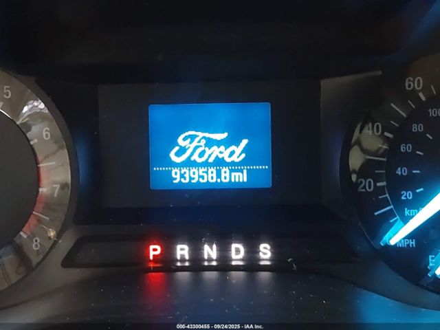 Ford Fusion S Image 3