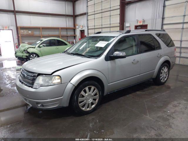 Ford Taurus X Limited Image 2