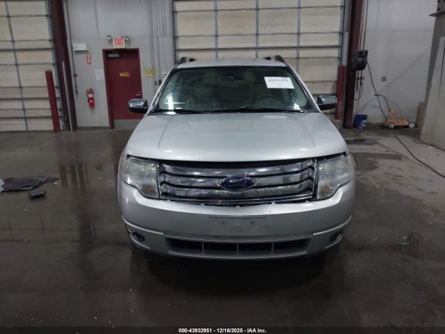 Ford Taurus X Limited Image 16