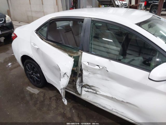 Toyota Corolla Le Image 2