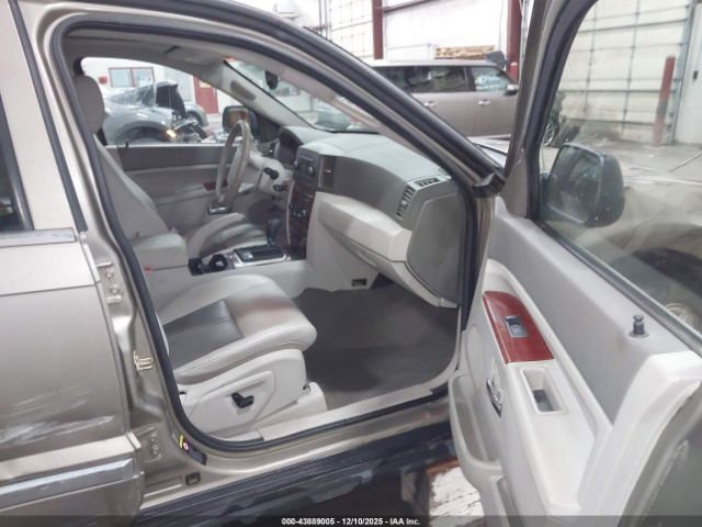 Jeep Grand Cherokee Limited Image 9