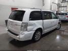 Chrysler Town & Country Touring Image 14