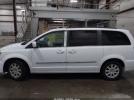 Chrysler Town & Country Touring Image 11