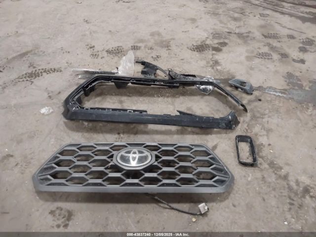 Toyota Tacoma Trd Off-road Image 11