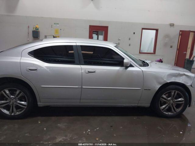 Dodge Charger Image 11