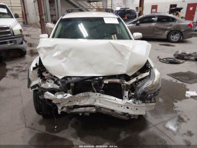 Subaru Crosstrek 2.0i Limited Image 14