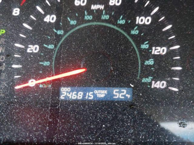 Toyota Camry Le Image 10