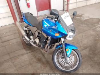  Salvage Kawasaki Zr750