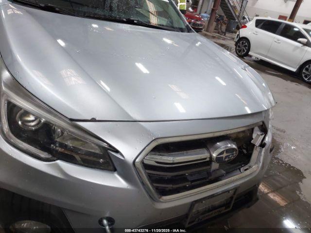 Subaru Outback 2.5i Premium Image 2