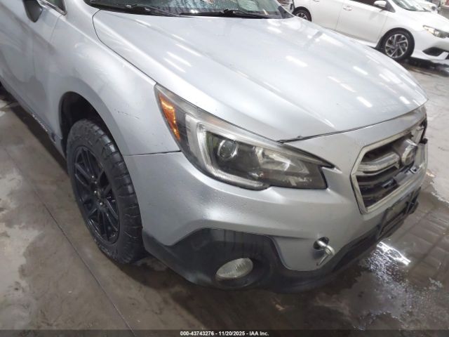 Subaru Outback 2.5i Premium Image 18
