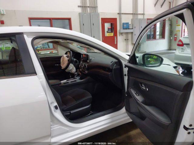 Nissan Sentra Sv Xtronic Cvt Image 6