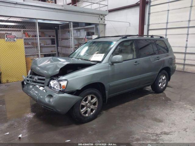 Toyota Highlander Image 3