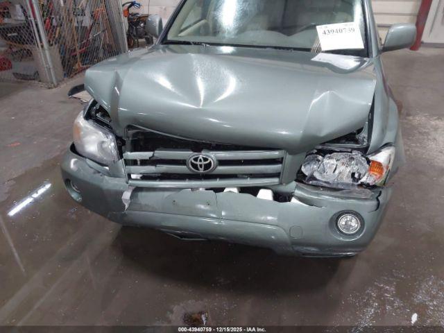 Toyota Highlander Image 5