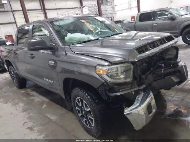  Salvage Toyota Tundra