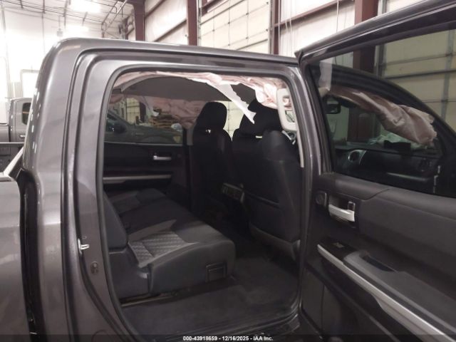 Toyota Tundra Sr5 5.7l V8 Image 9