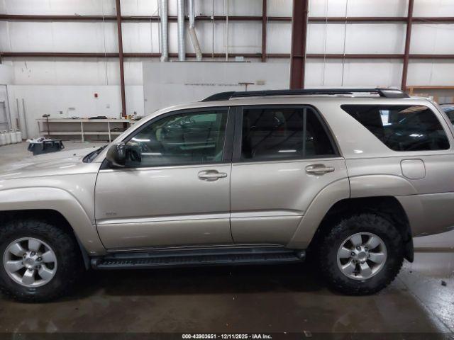 Toyota 4Runner Sr5 V6 Image 12