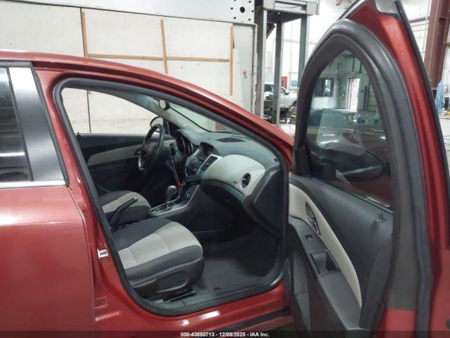 Chevrolet Cruze Ls Image 6