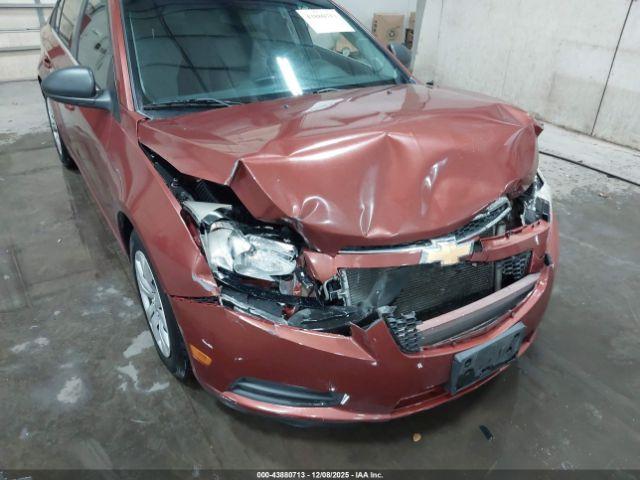 Chevrolet Cruze Ls Image 4