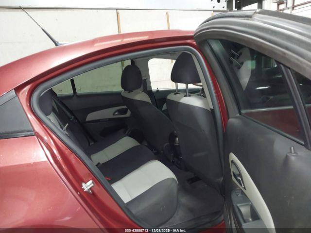 Chevrolet Cruze Ls Image 11