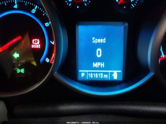 Chevrolet Cruze Ls Image 13