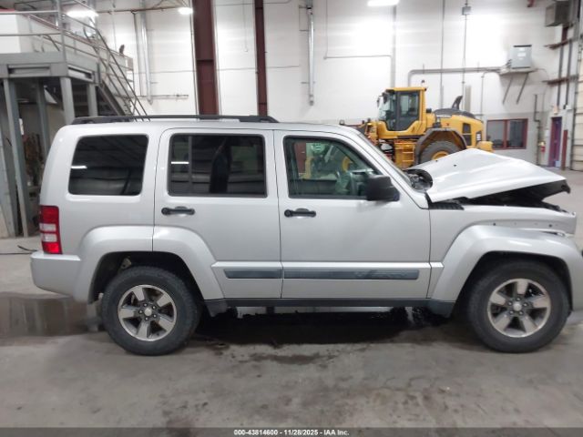Jeep Liberty Sport Image 11