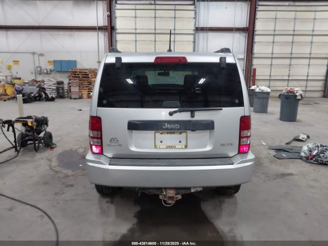 Jeep Liberty Sport Image 12