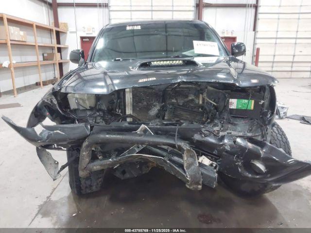 Toyota Tacoma Base V6 Image 17