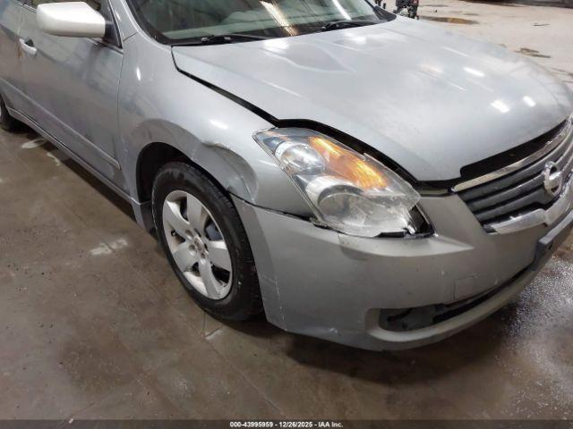 Nissan Altima 2.5 S Image 19