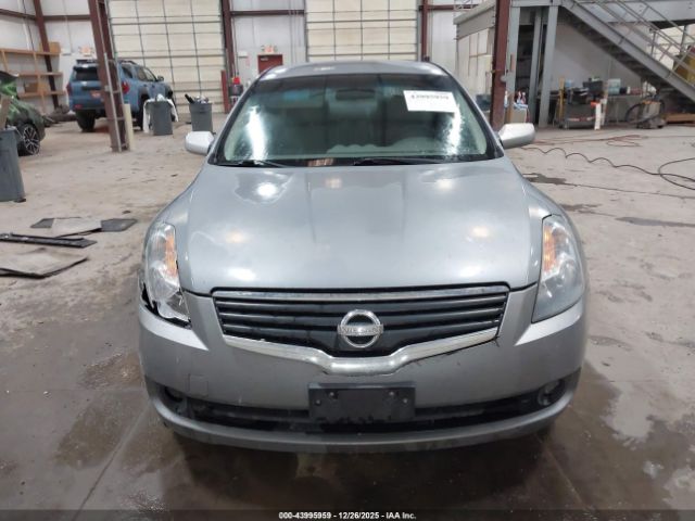 Nissan Altima 2.5 S Image 3