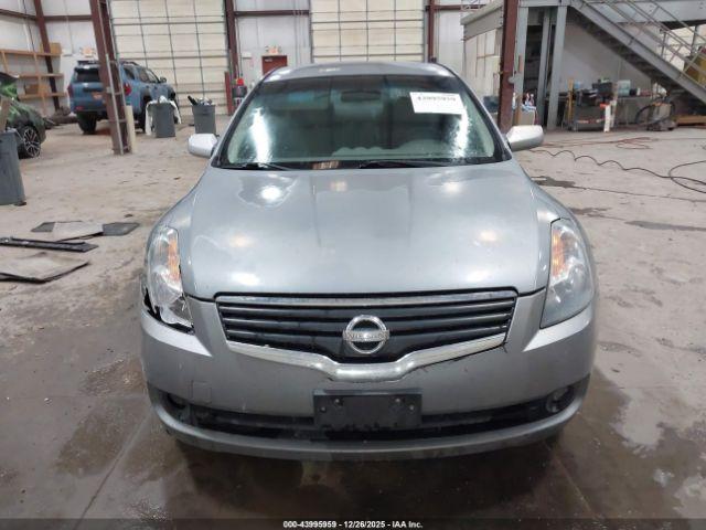 Nissan Altima 2.5 S Image 3